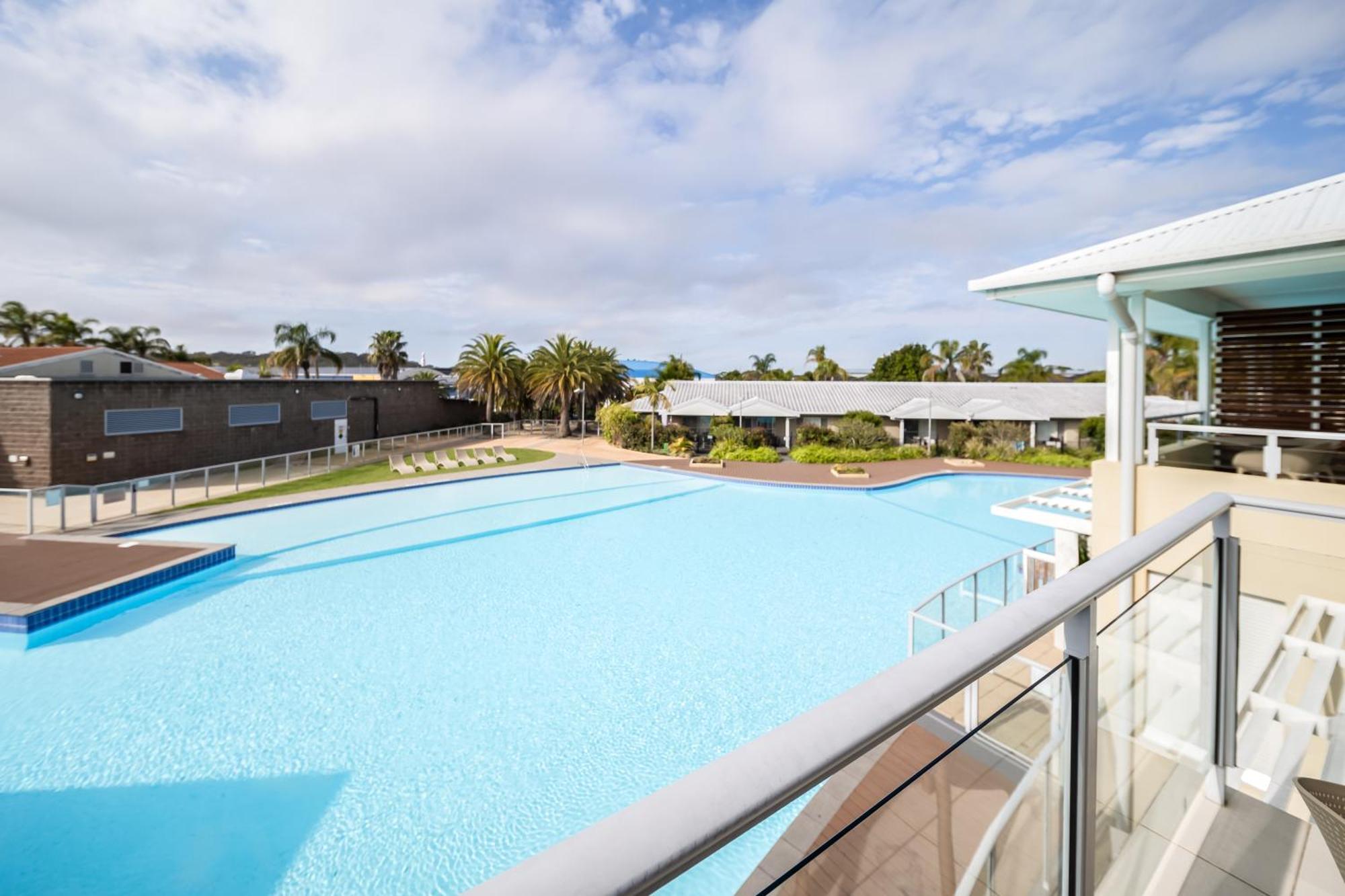 Oaks Port Stephens Pacific Blue Resort Саламандър Бей Екстериор снимка